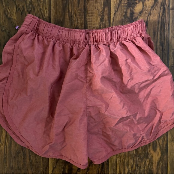 Nike Shorts - Picture 3 of 6